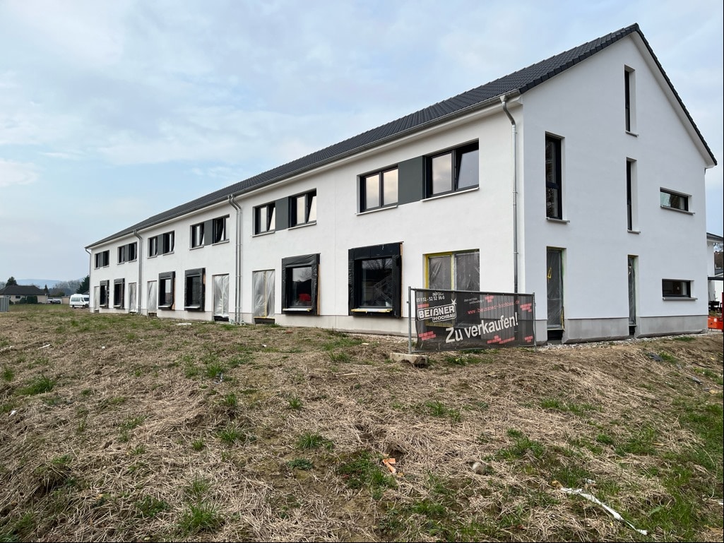 Neubau schlüsselfertiges Reihenmittelhaus in Hessisch Oldendorf