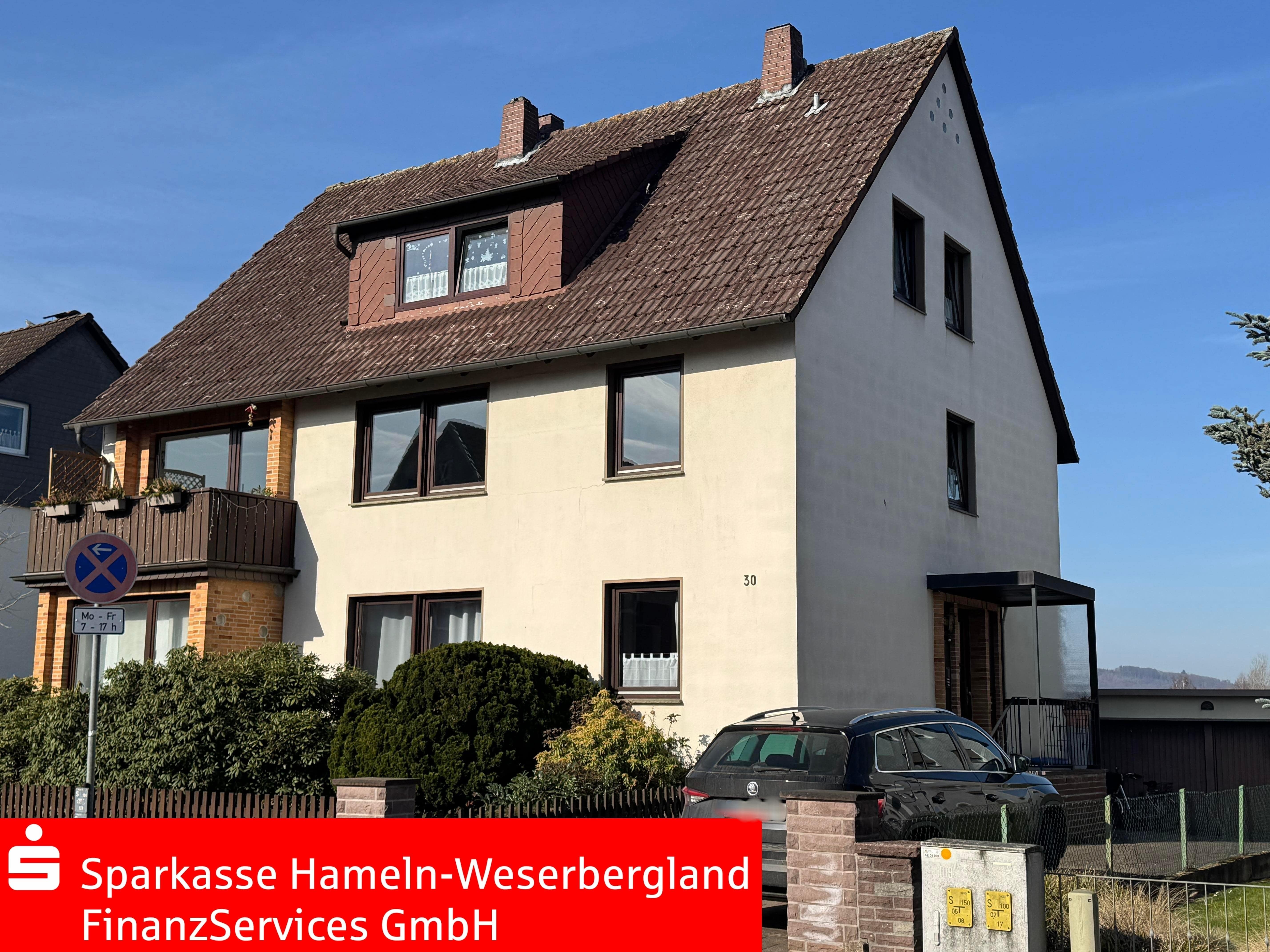 Laufend modernisiertes Anlageobjekt auf schönem Grundstück in Aerzen